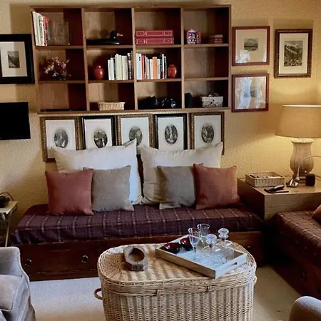 Cosy For 4 In *