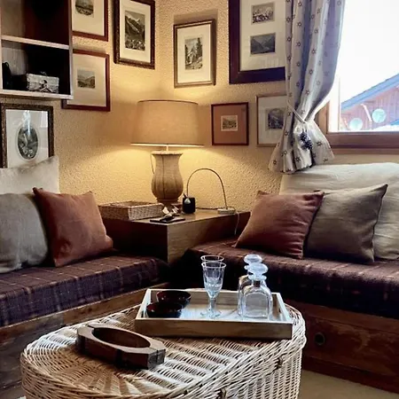 Cosy For 4 In *